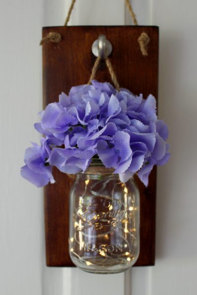Jam jars are so versatile for crafts and decoration ideas. And when I saw a jam jar light lantern with flower detail idea I knew I wanted to try it. And I'm so pleased I did because I'm super-excited how this has turned out. And it's a great way to upcycle your jam jars too! Here's how you can make your own on a budget.
