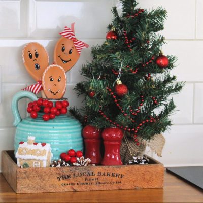 Gingerbread wooden spoon DIY project