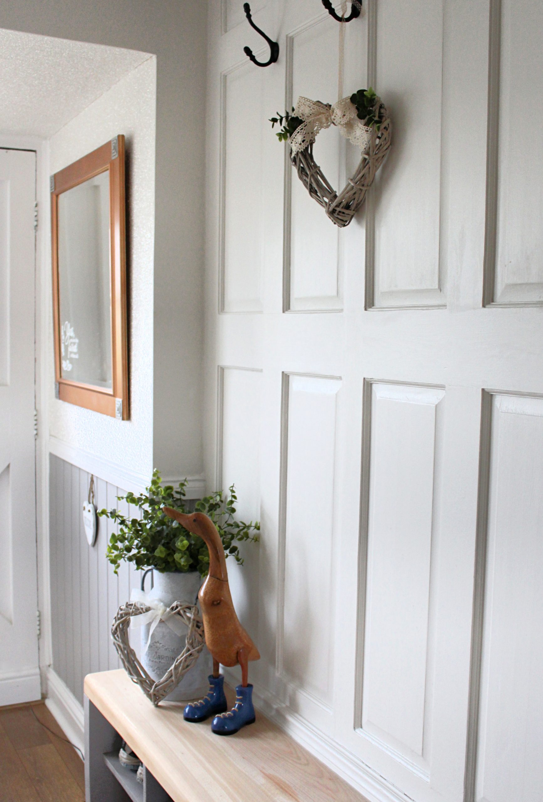 Up-cycled old doors hall seat