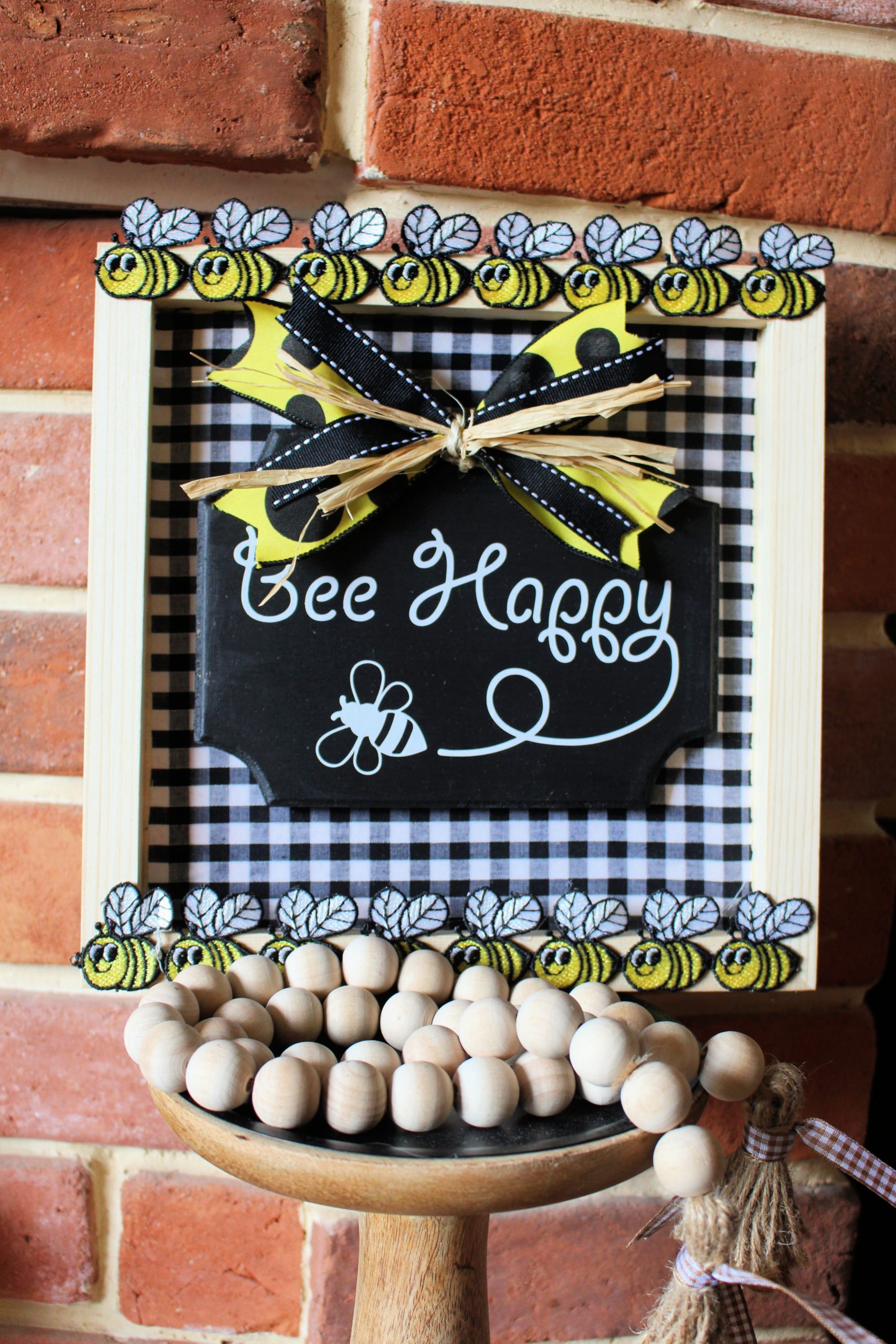Bee Happy simple picture idea! - Once a Duckling